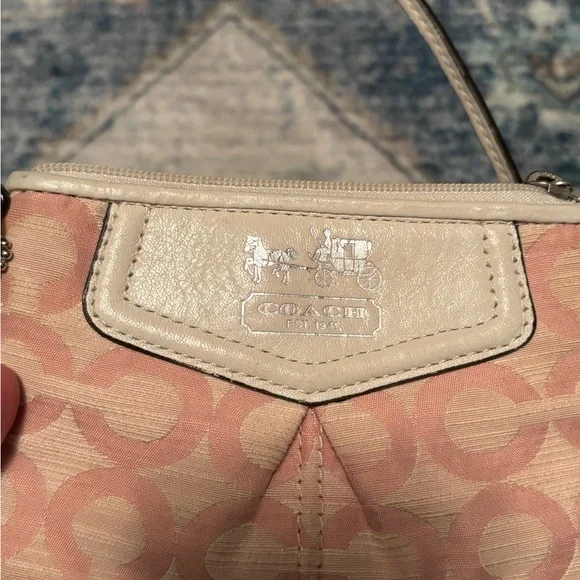 RARE 2000s Coach Signature Baby Pink Purse - Picture 2 of 4